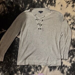 American Eagle Outfitters Light Gray Lace-Up Long Sleeve Tee